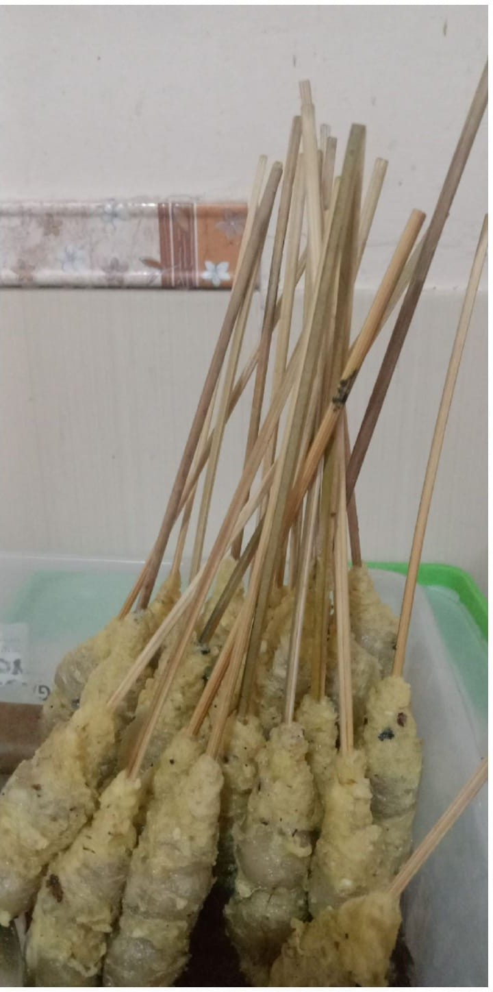 Telur Gulung Isi Bakso (@isi 8 tusuk)