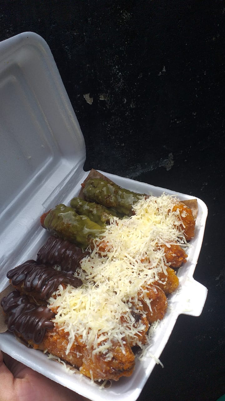 Pisang Crispi Toping Coklat (@cup isi 8 pcs)